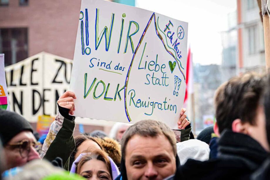 Kundgebung "Demokratie stärken" am 20.01.2024 in Frankfurt am Main Kundgebung "Demokratie stärken" am 20.01.2024 in Frankfurt am Main