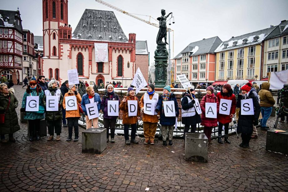 Kundgebung "Demokratie stärken" am 20.01.2024 in Frankfurt am Main Kundgebung "Demokratie stärken" am 20.01.2024 in Frankfurt am Main