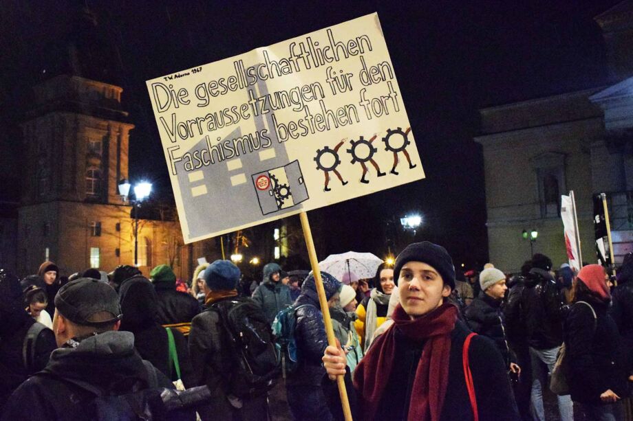 17.000 Teilnehmer/innen bei der Kundgebung "Demokratie stärken" am 23.01.2024 in Darmstadt 17.000 Teilnehmer/innen bei der Kundgebung "Demokratie stärken" am 23.01.2024 in Darmstadt