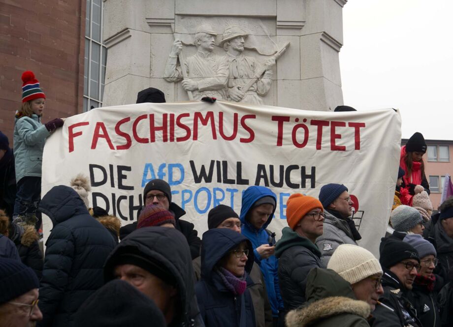 Kundgebung "Demokratie stärken" am 20.01.2024 in Frankfurt am Main Kundgebung "Demokratie stärken" am 20.01.2024 in Frankfurt am Main