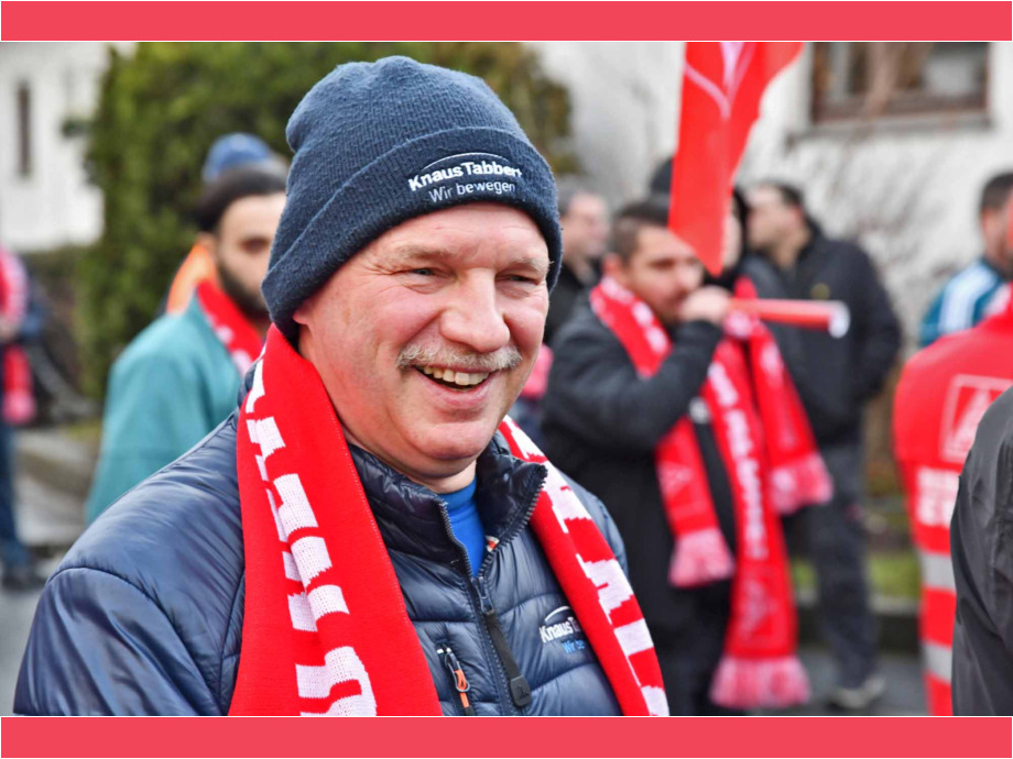 Warnstreik bei der Knaus Tabbert AG in Mottgers im Rahmen der Tarifrunde in der Holz- und Kunststoffindustrie Warnstreik bei der Knaus Tabbert AG in Mottgers im Rahmen der Tarifrunde in der Holz- und Kunststoffindustrie