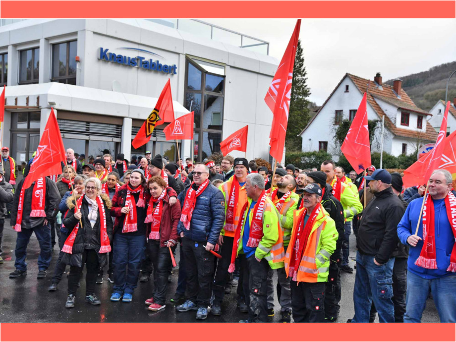 Warnstreik bei der Knaus Tabbert AG in Mottgers im Rahmen der Tarifrunde in der Holz- und Kunststoffindustrie Warnstreik bei der Knaus Tabbert AG in Mottgers im Rahmen der Tarifrunde in der Holz- und Kunststoffindustrie