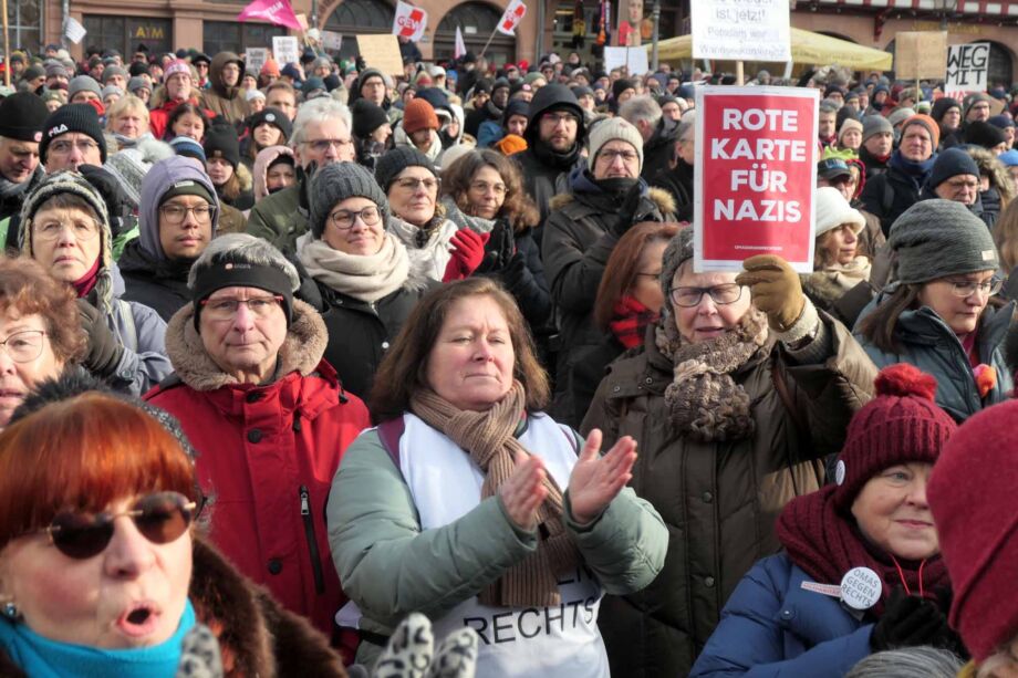 Kundgebung "Demokratie stärken" am 20.01.2024 in Frankfurt am Main Kundgebung "Demokratie stärken" am 20.01.2024 in Frankfurt am Main