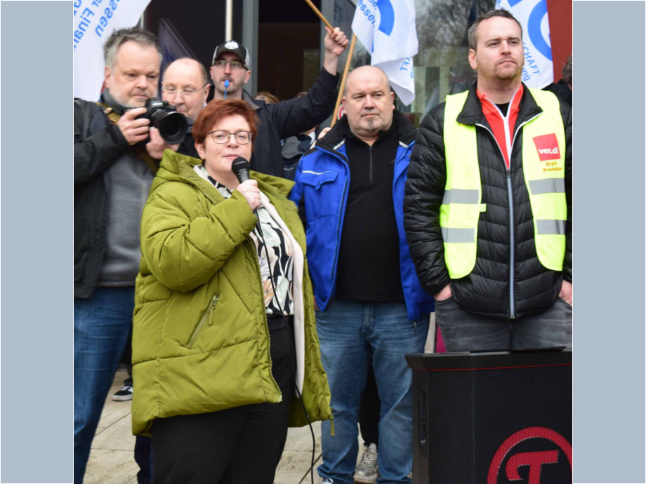 Wiesbaden, 14. Februar 2024: Auftakt zu den Tarifverhandlungen für die Landesbeschäftigte in Hessen Wiesbaden, 14. Februar 2024: Auftakt zu den Tarifverhandlungen für die Landesbeschäftigte in Hessen