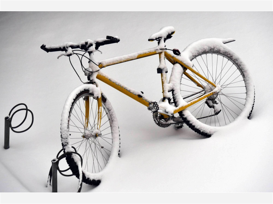 Fahrrad im Schnee