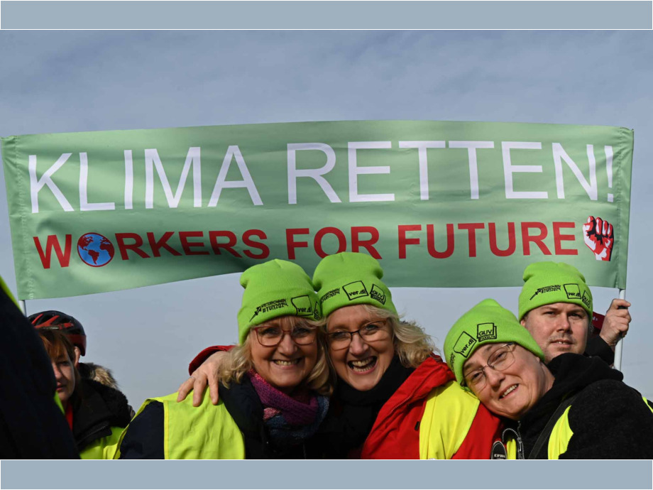 Streiktag im Öffentlichen Personennahverkehr am 3. Februar 2024 auf der Theodor Heuss Brücke zwischen Mainz und Wiesbaden Streiktag im Öffentlichen Personennahverkehr am 3. Februar 2024 auf der Theodor Heuss Brücke zwischen Mainz und Wiesbaden