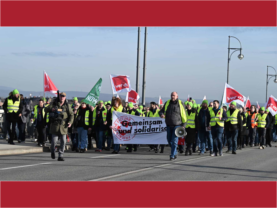 Streiktag im Öffentlichen Personennahverkehr am 3. Februar 2024 auf der Theodor Heuss Brücke zwischen Mainz und Wiesbaden Streiktag im Öffentlichen Personennahverkehr am 3. Februar 2024 auf der Theodor Heuss Brücke zwischen Mainz und Wiesbaden
