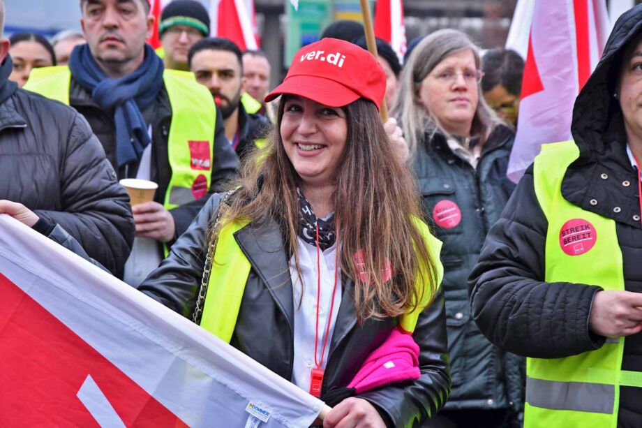Warnstreik der Luftsicherheitskräfte am 1. Februar 2024 am Flughafen Frankfurt Warnstreik der Luftsicherheitskräfte am 1. Februar 2024 am Flughafen Frankfurt