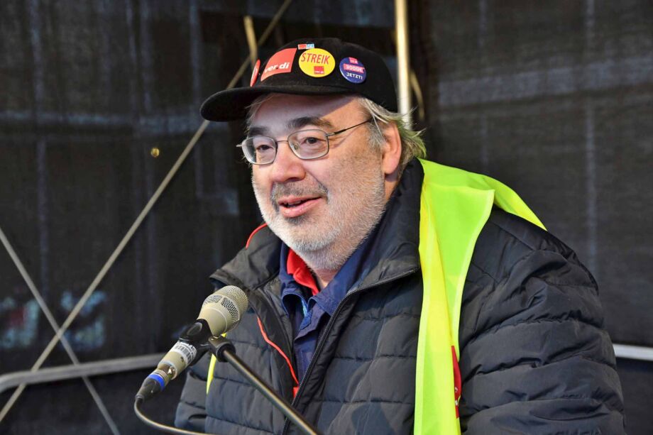 Ganztägiger Warnstreik des Lufthansa-Personals am Frankfurter Flughafen Ganztägiger Warnstreik des Lufthansa-Personals am Frankfurter Flughafen