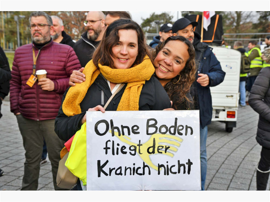 Warnstreik des Lufthansa Bodenpersonals am Flughafen Frankfurt am 20.02.2024