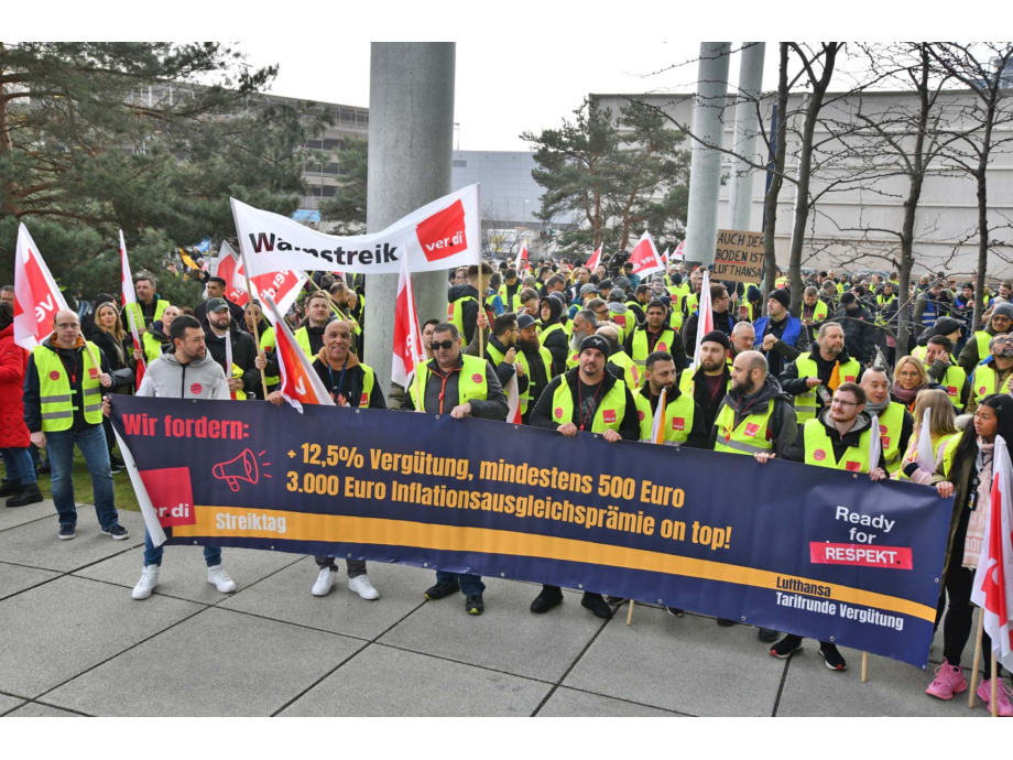 Warnstreik des Lufthansa Bodenpersonals am Flughafen Frankfurt am 20.02.2024