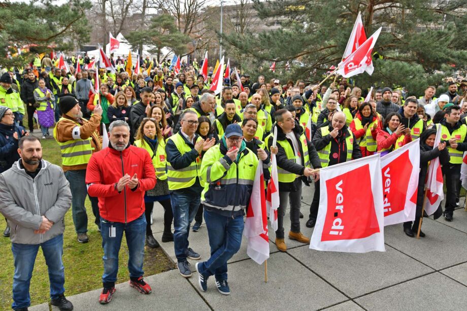 Warnstreik des Lufthansa Bodenpersonals am Flughafen Frankfurt am 20.02.2024 Warnstreik des Lufthansa Bodenpersonals am Flughafen Frankfurt am 20.02.2024