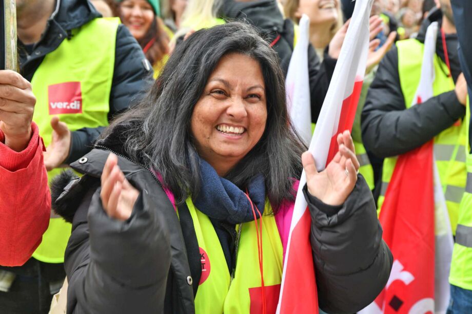 Warnstreik des Lufthansa Bodenpersonals am Flughafen Frankfurt am 20.02.2024 Warnstreik des Lufthansa Bodenpersonals am Flughafen Frankfurt am 20.02.2024