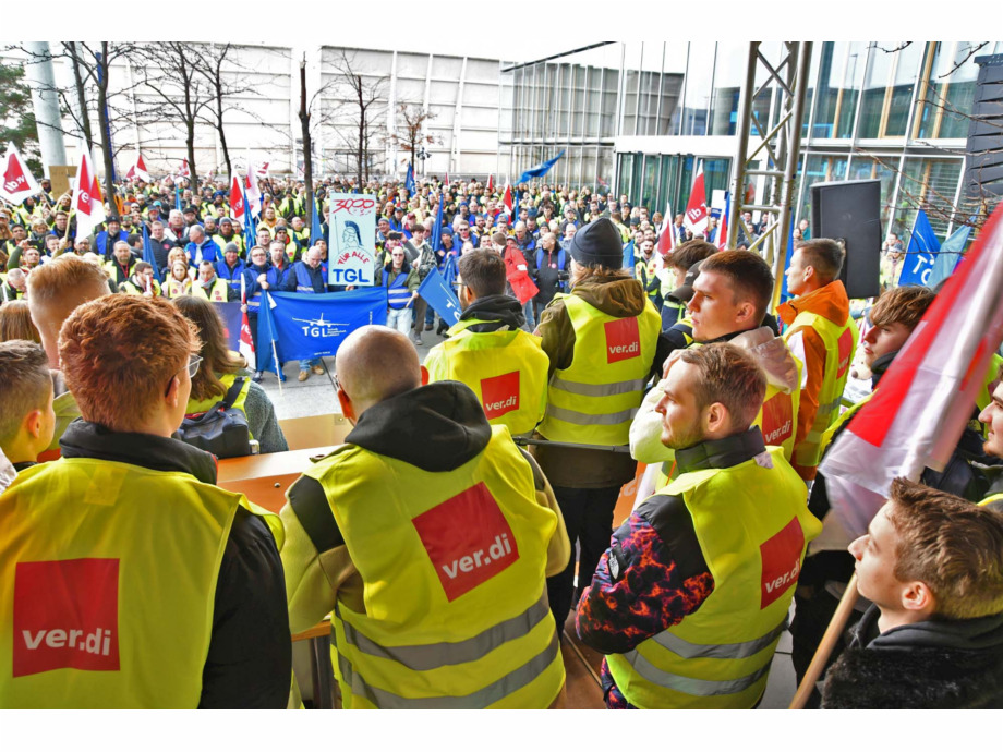 Warnstreik des Lufthansa Bodenpersonals am Flughafen Frankfurt am 20.02.2024