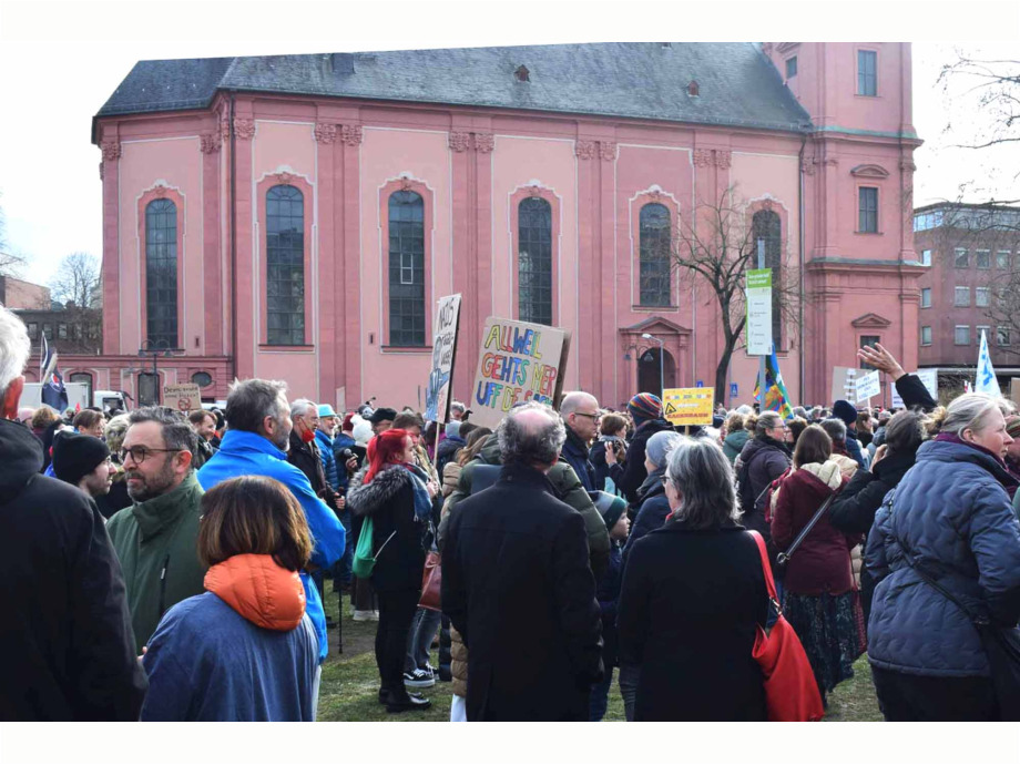 Mainz, 3. Februar 2024, Kundgebung gegen Rechtsextremismus und für die Stärkung der Demokratie Mainz, 3. Februar 2024, Kundgebung gegen Rechtsextremismus und für die Stärkung der Demokratie
