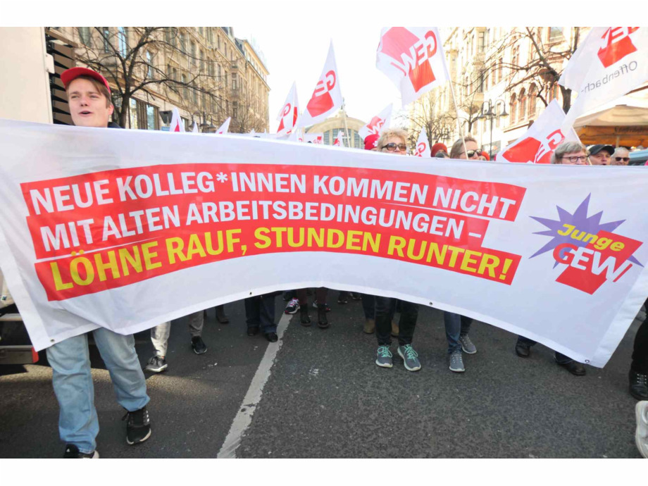 Demozug durch die Stadt