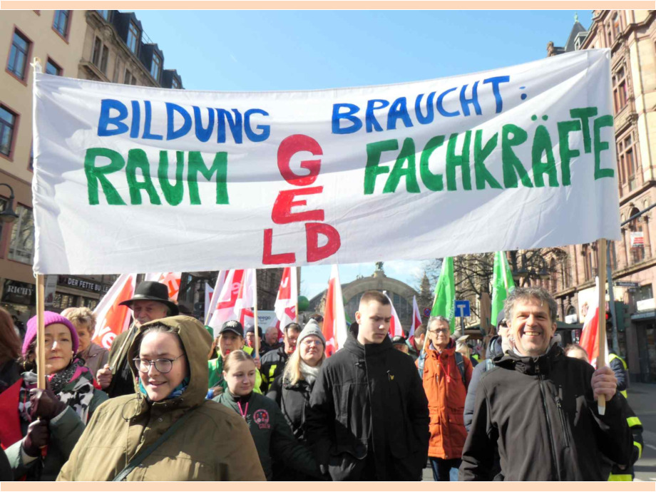Demozug durch die Stadt