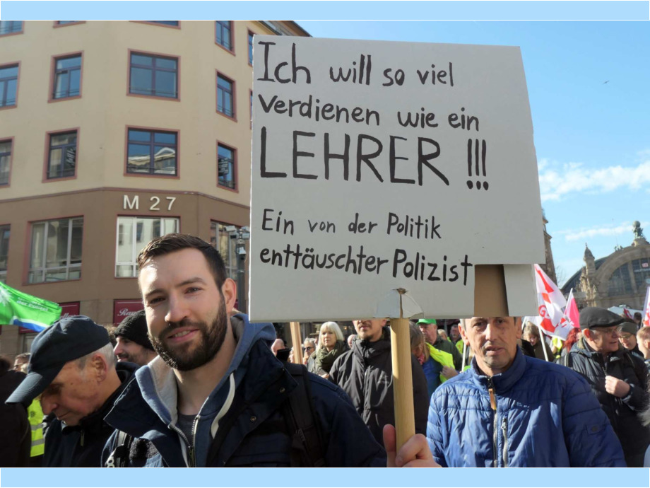 Demozug durch die Stadt