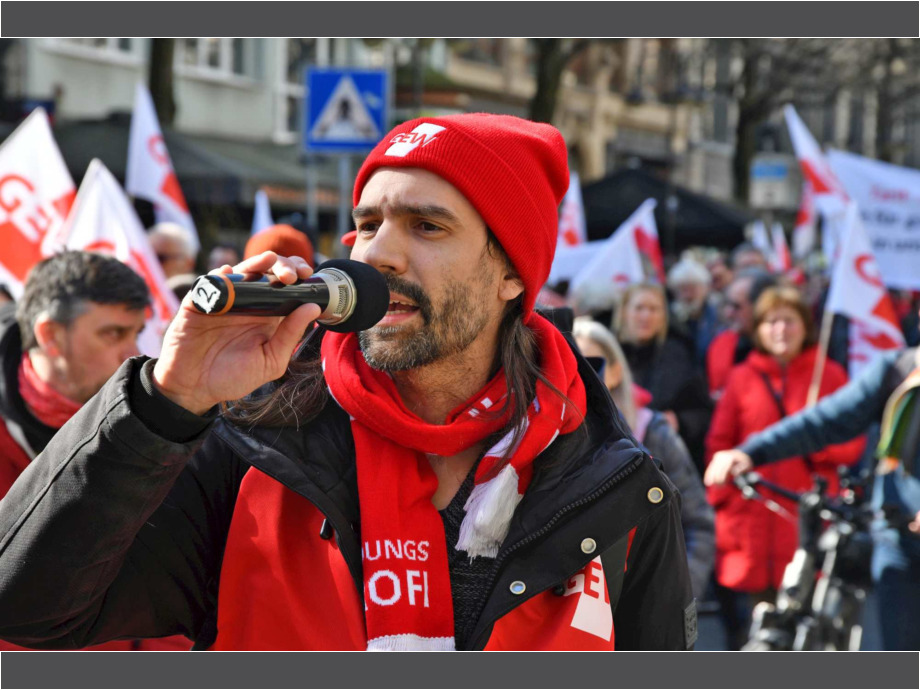 Demozug durch die Stadt