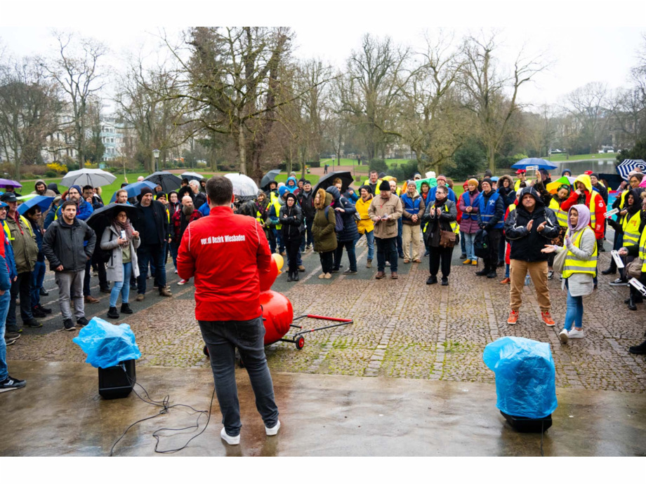 Warnstreik der hessischen Landesbeschäftigten am 5. März 2024 in Wiesbaden