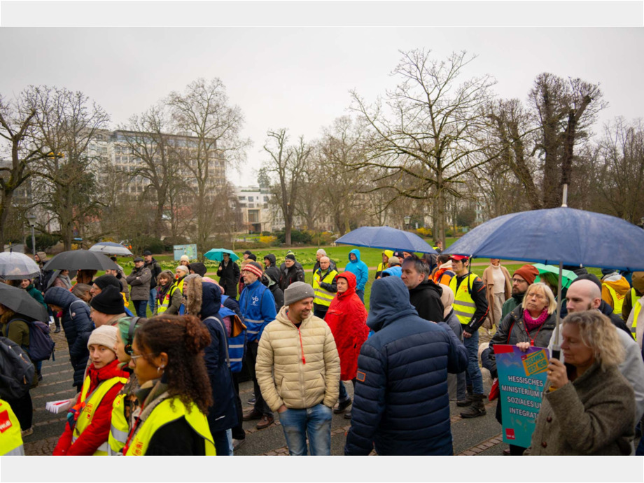 Warnstreik der hessischen Landesbeschäftigten am 5. März 2024 in Wiesbaden