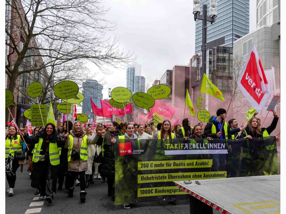 Warnstreik der hessischen Landesbeschäftigten am 12. März in Frankfurt