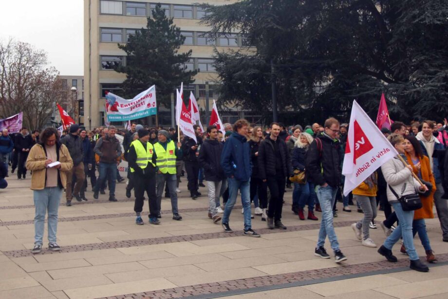 Warnstreik der Beschäftigten der TU Darmstadt und anderer Landesbehörden in Darmstadt
