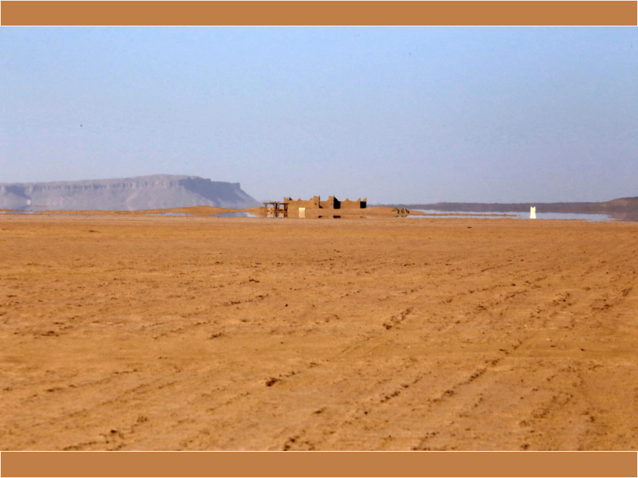 Wüste Sahara mit Fatamorgana