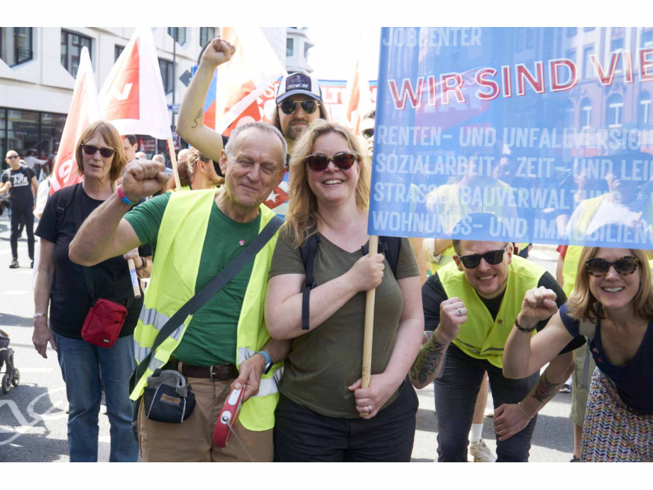 Demonstration und Kundgebung zum 1. Mai 2024 in Frankfurt am Main