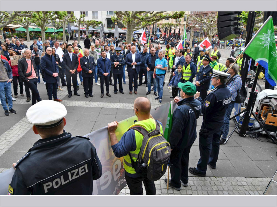 Keine Gewalt gegen Rettungskräfte - Demonstration am 4. Mai 2024 in Frankfurt
