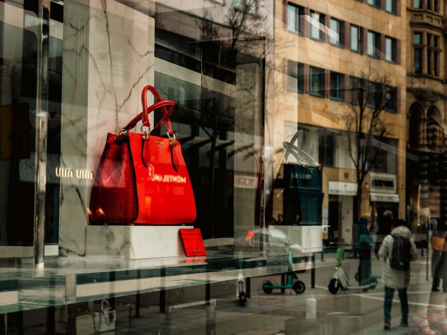 Die rote Tasche