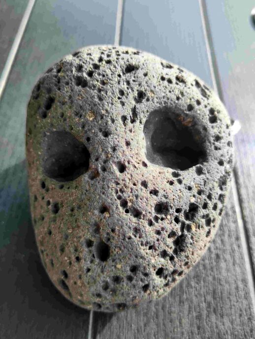 Große Augen Große Augen