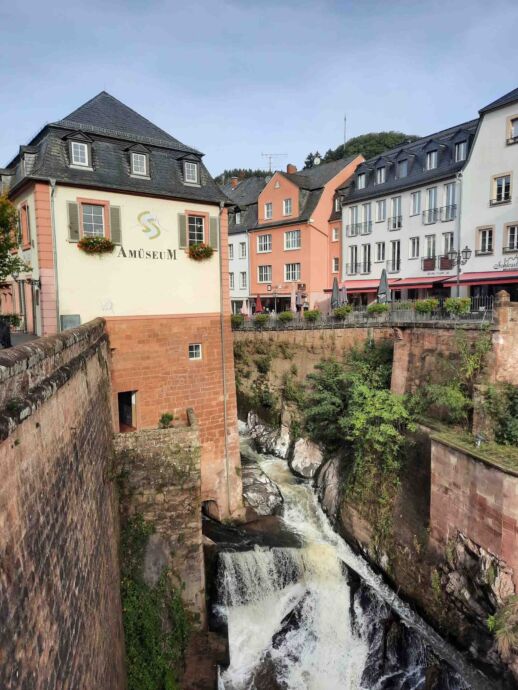 Wasserfall in Saarburg Wasserfall in Saarburg