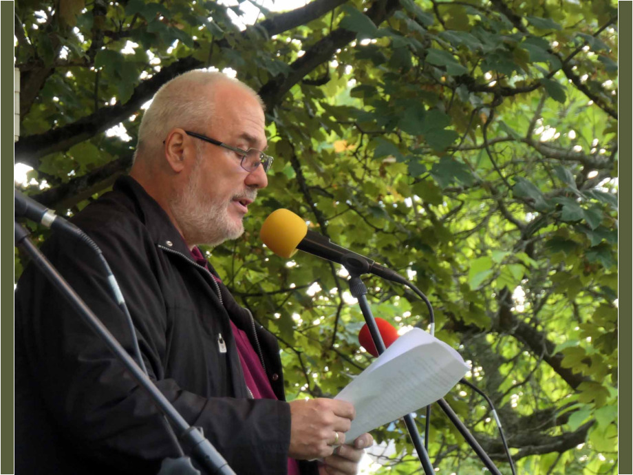 Horst bei einer antifaschistischen Kundgebung der Gelnhäuser Initiative "Hand aufs Herz" im August 2021 Horst bei einer antifaschistischen Kundgebung der Gelnhäuser Initiative "Hand aufs Herz" im August 2021