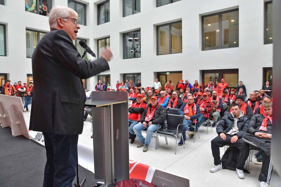 Unterstützung in der Hauptverwaltung der IG Metall Unterstützung in der Hauptverwaltung der IG Metall