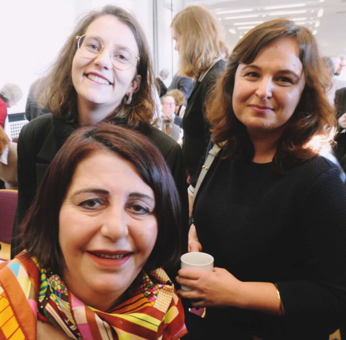 Kolleginnen Kolleginnen