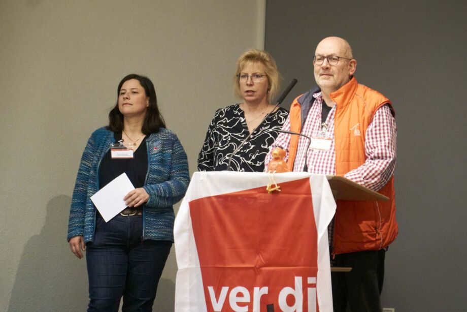 Begrüßung Tiny Hobbs, stellvertr. Bezirksvorsitzender Begrüßung Tiny Hobbs, stellvertr. Bezirksvorsitzender