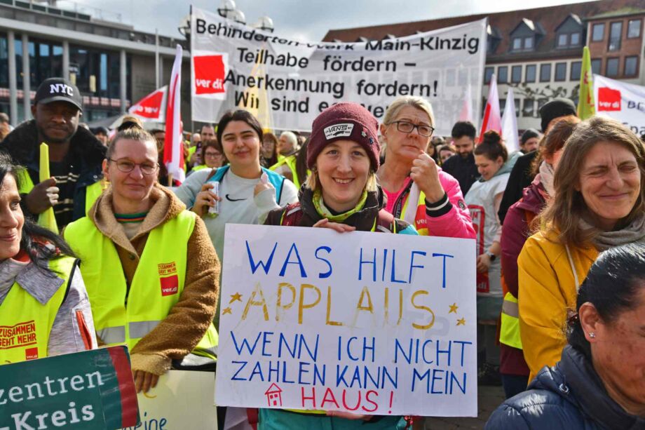 Verdi fordert von Bund und Kommunen acht Prozent mehr Lohn
