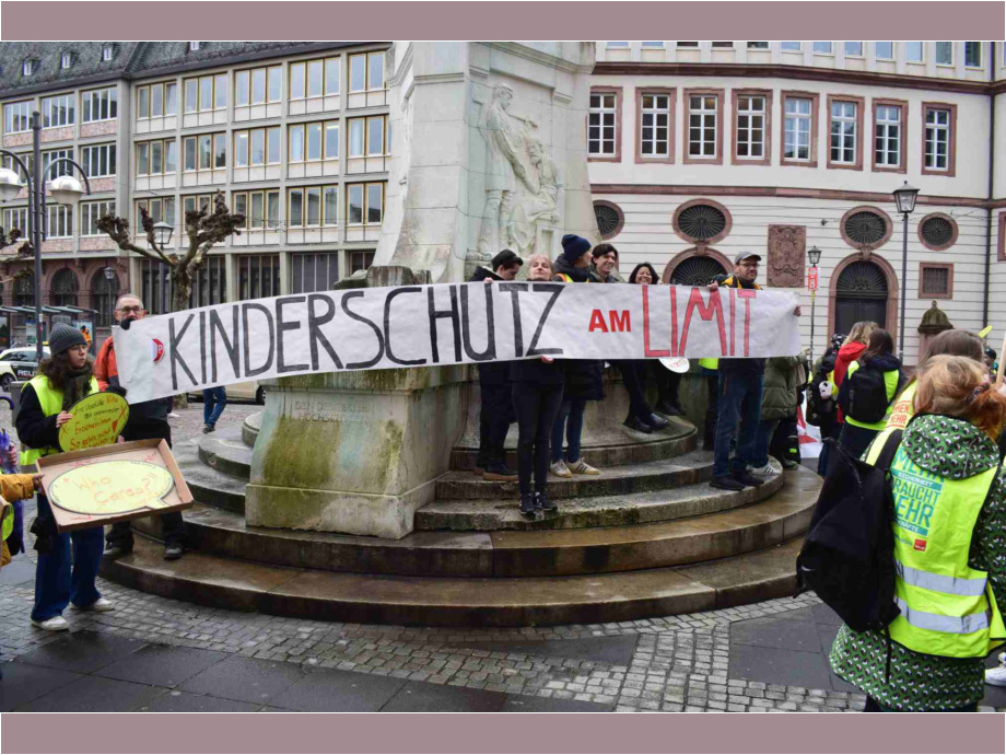 Kundgebung am Paulsplatz
