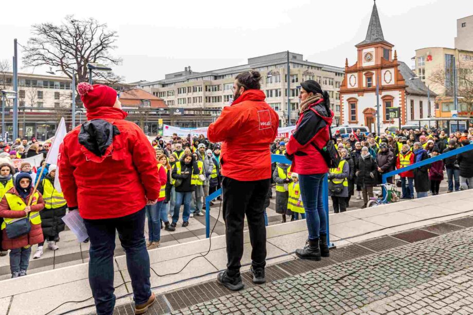vor dem Offenbacher Rathaus vor dem Offenbacher Rathaus