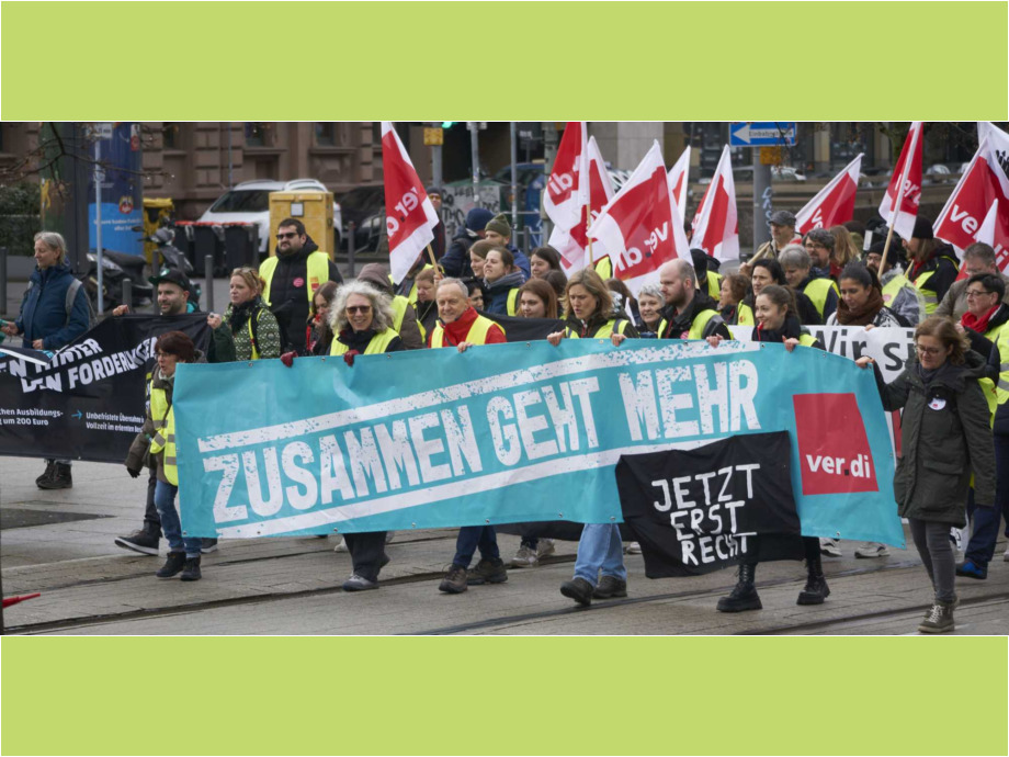 Demozug durch die Stadt