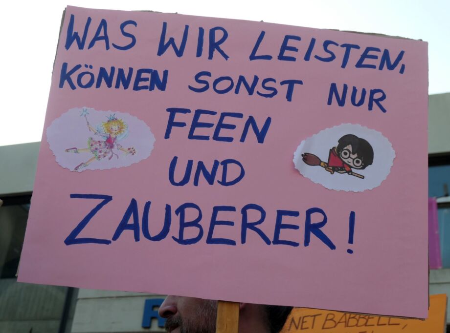 Wir sind mehr wert! Wir sind mehr wert!