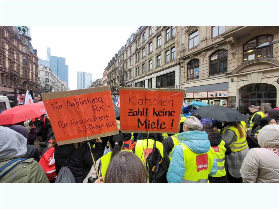 Demozug durch die Stadt