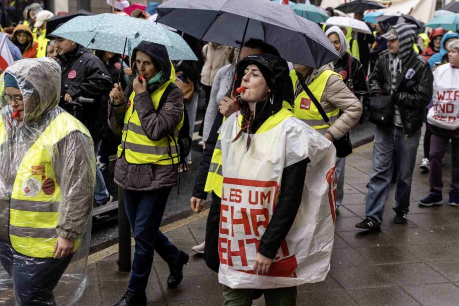 Trotz Regen: wir sind hier, wir sind laut! Trotz Regen: wir sind hier, wir sind laut!