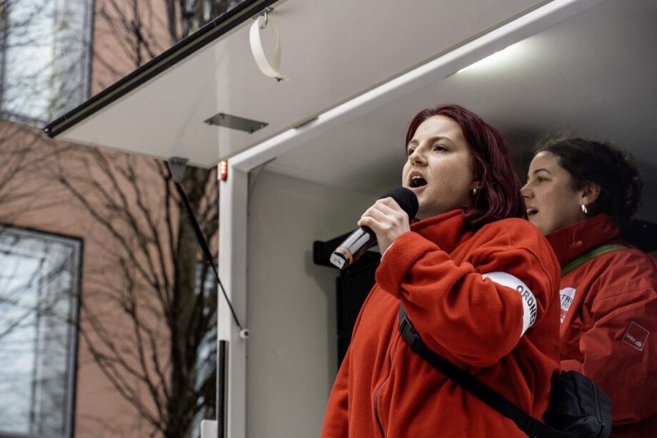 Auftakt am Gewerkschaftshaus Auftakt am Gewerkschaftshaus