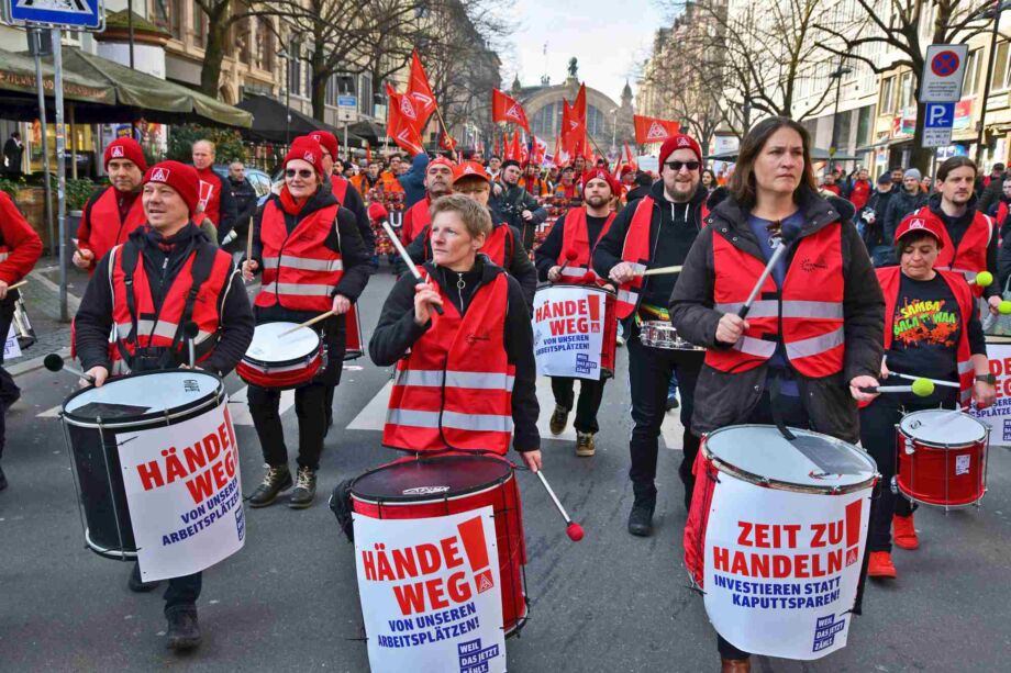 Demozug durch die Stadt Demozug durch die Stadt