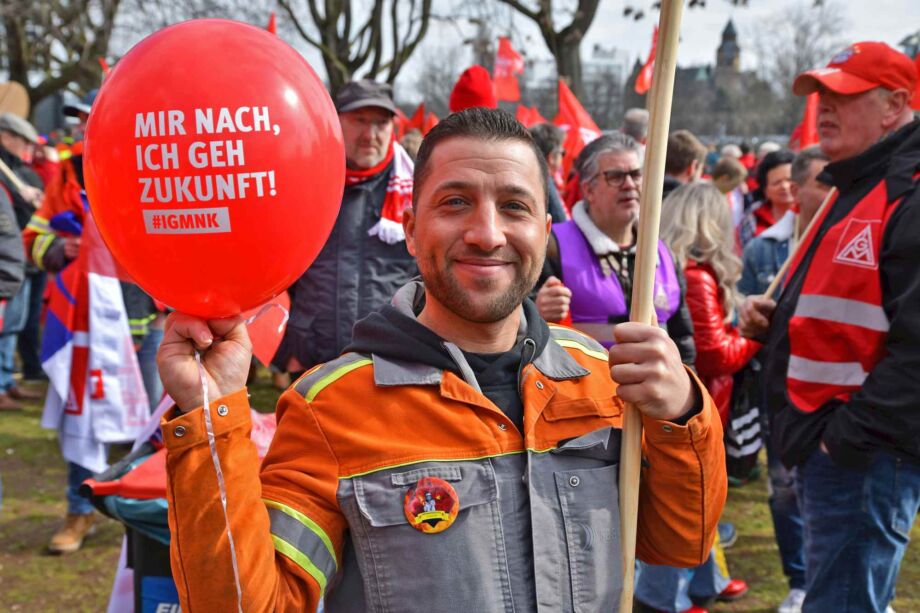 Für unsere Zukunft! Für unsere Zukunft!