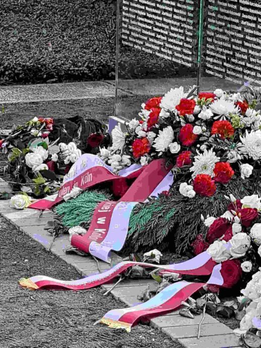 Würdigung aller 527 Opfer