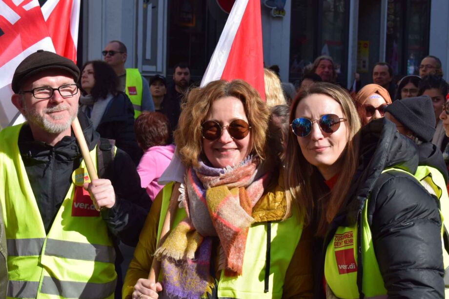 Demozug durch die Stadt Demozug durch die Stadt