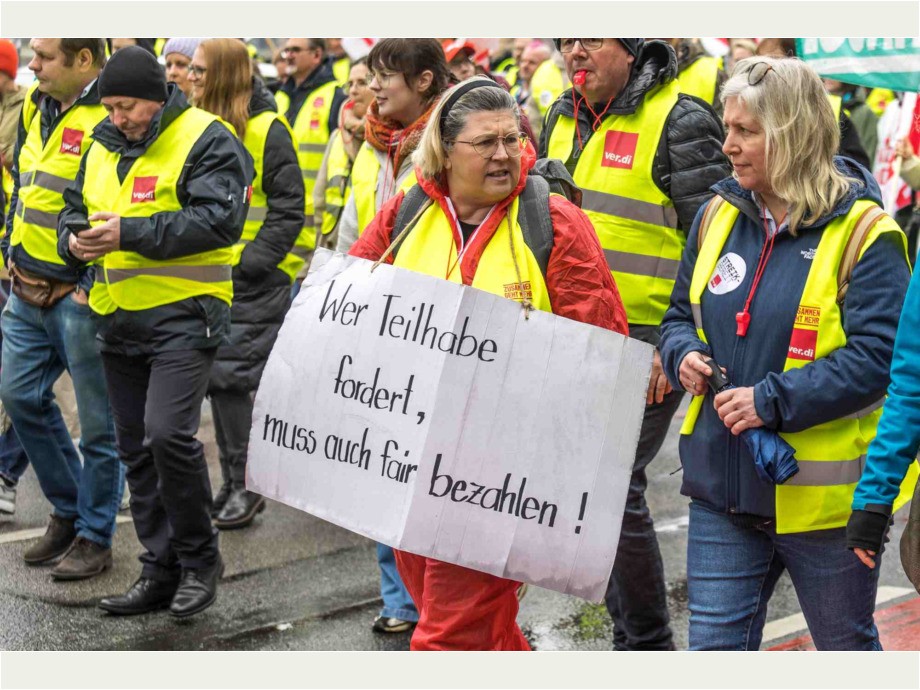 Demozug durch die Stadt